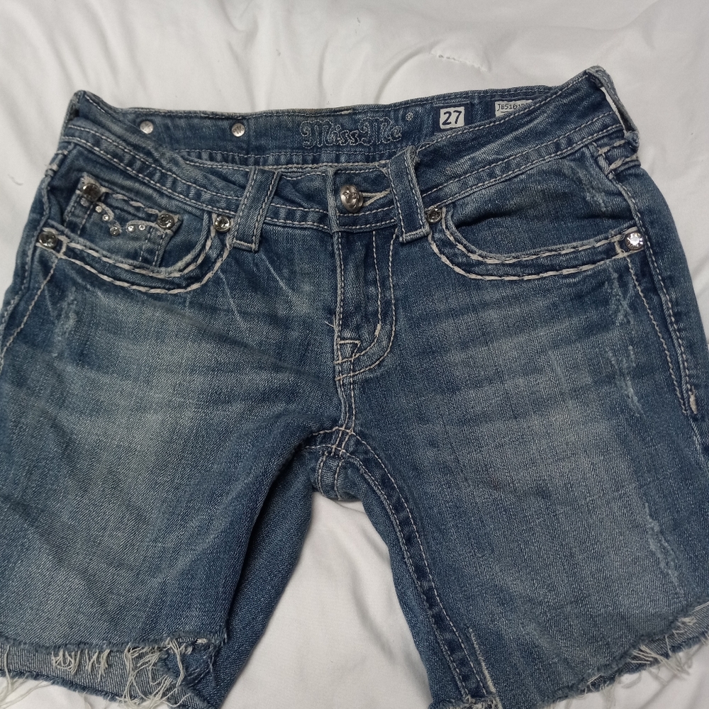 MISS Me cut off jeans size 27